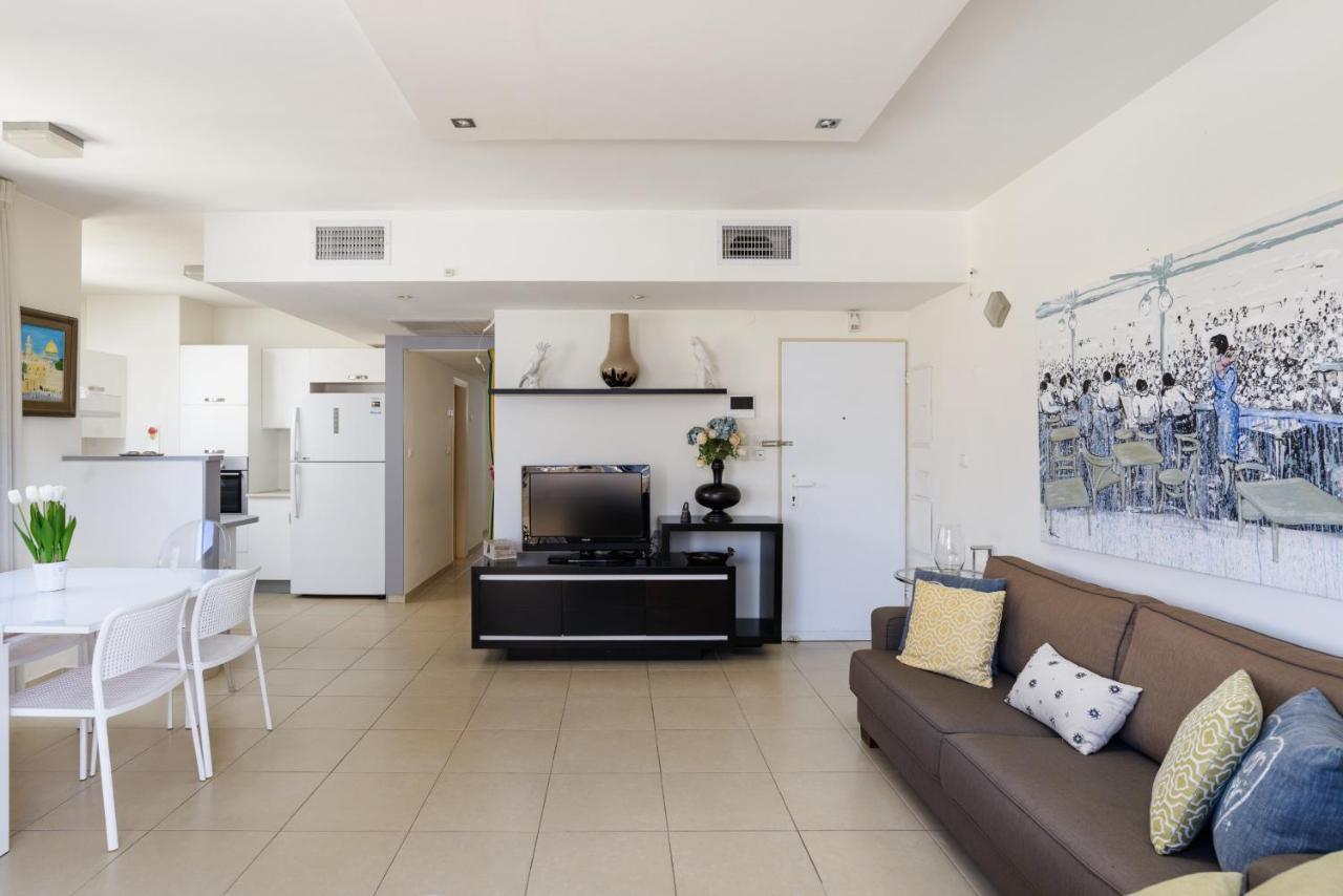 Apartamento Comfy 2br With Terrace Next To By Feelhome